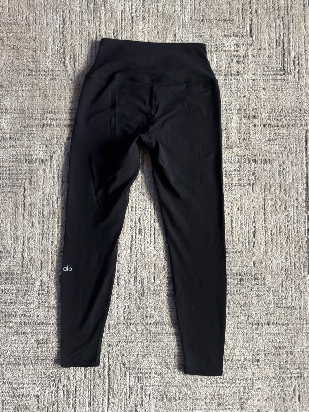 ALO Yoga 7/8 Black High-Waist airbrush Leggings